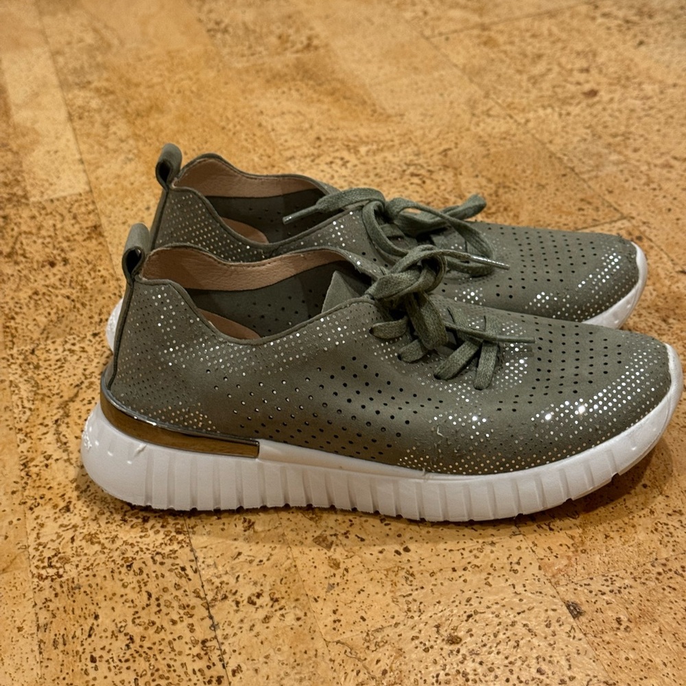 Ilse Jacobsen Womens Tulip Running Style Sneakers Army color w/Metallic Sz 38 - Picture 15 of 16